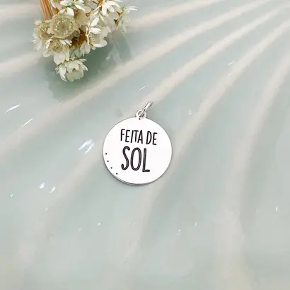 PINGENTE FEITA DE SOL